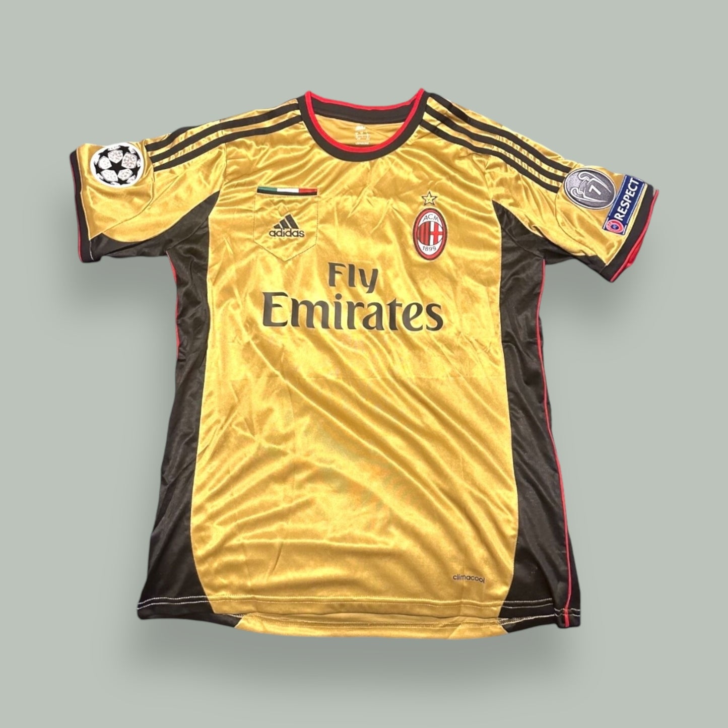 Kaka | AC Milan | 2013/14 | 3rd Kit | Retro