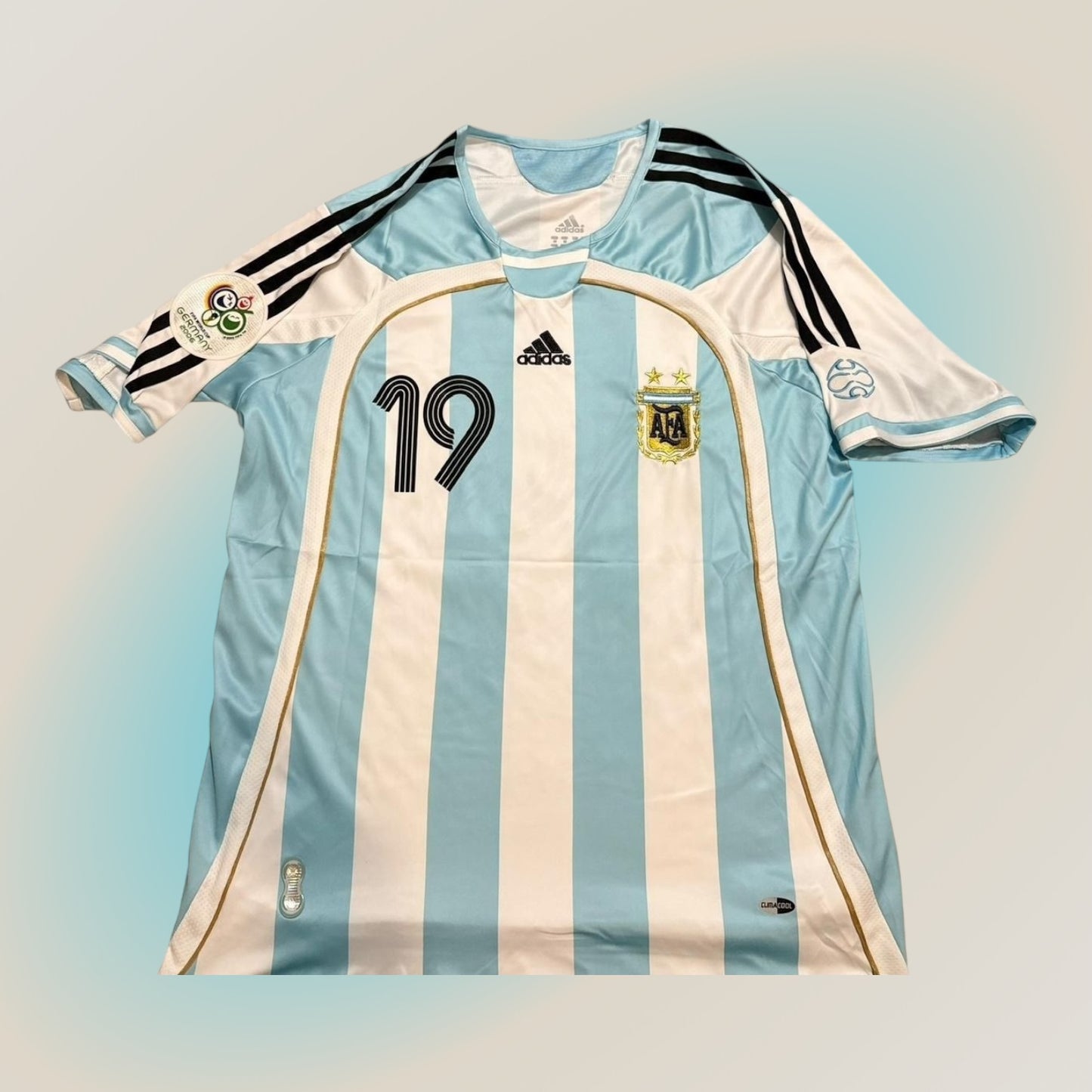 Messi | Argentina | 2006 | Home Kit | Retro