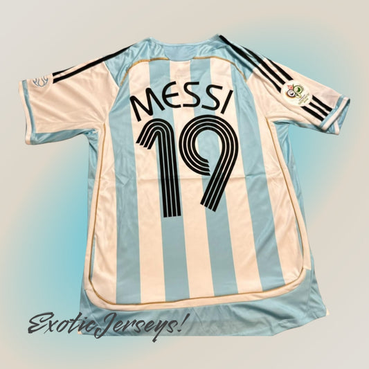 Messi | Argentina | 2006 | Home Kit | Retro