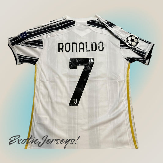 Ronaldo | Juventus | 2020/21 | Home Kit